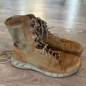 Men's Oakley Light Assault Boots